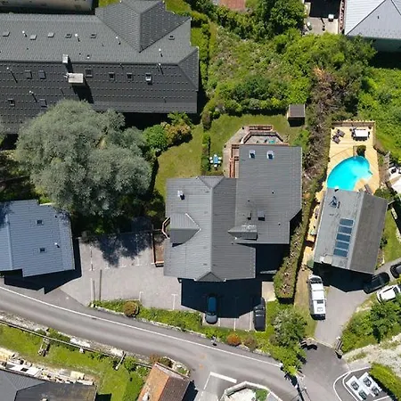 Διαμέρισμα 3 Bed Apt,central Location, Parking, Garden, 6 Pax